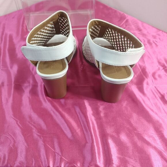 Charlotte Russe Womens SZ 11M White Peep Toe 3.5" Lauren Ankle Booties. - Picture 5 of 10